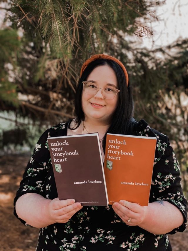 Amanda Lovelace e o feminismo em livros de poesia